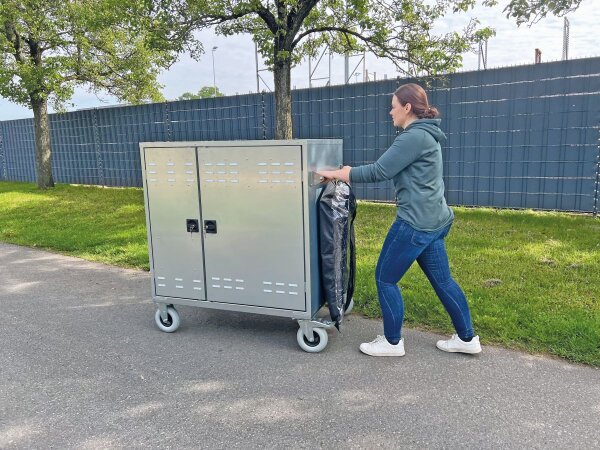 Turnierschrank Quarter 131x115x75